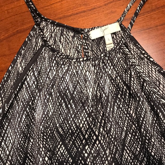 Joie Black and White Graphic Silk Top - Picture 2 of 8